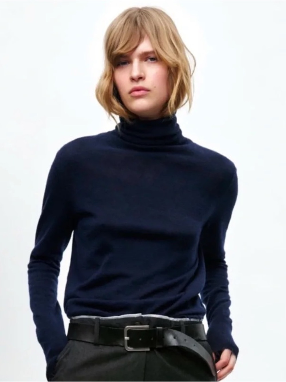 Zara Knit Sweater With Rips - Picture 4 of 16